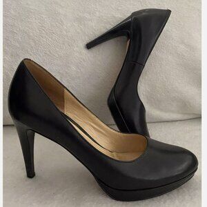 Cole Haan Chelsea NikeAir Black Leather Pumps Size 7.5